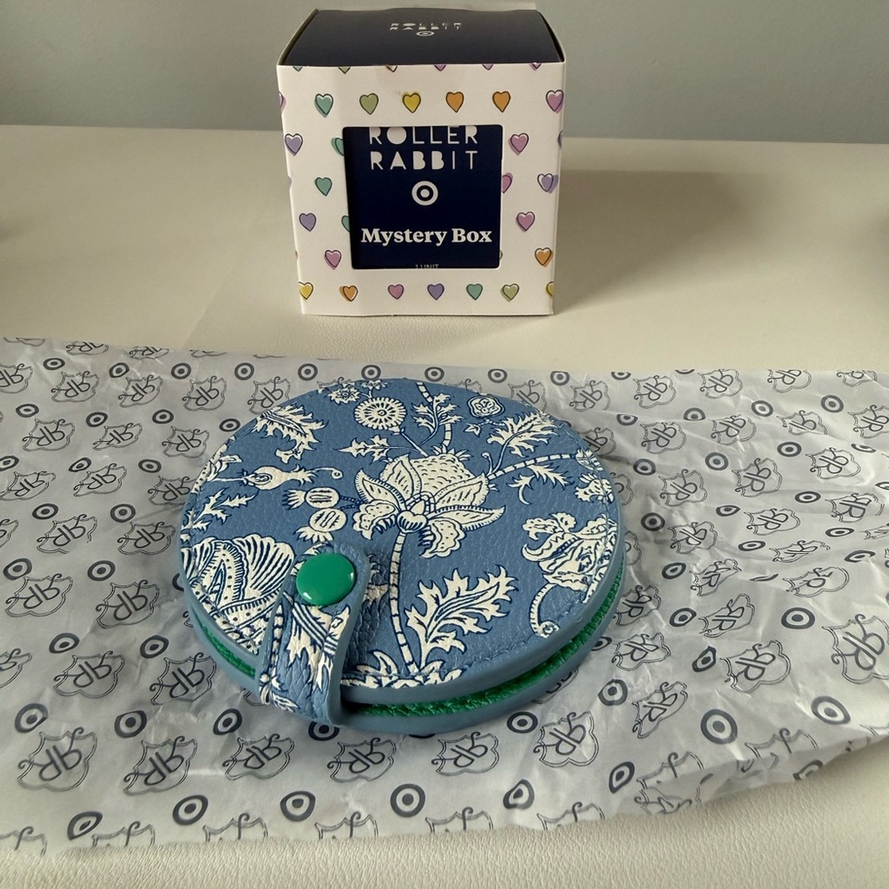 Roller Rabbit Target mystery box mirror compact